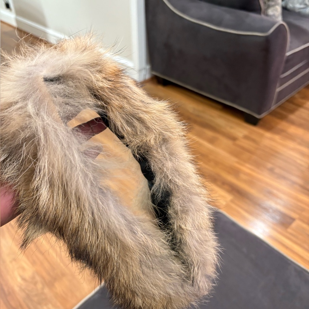Fox Fur Trimmed Accessory